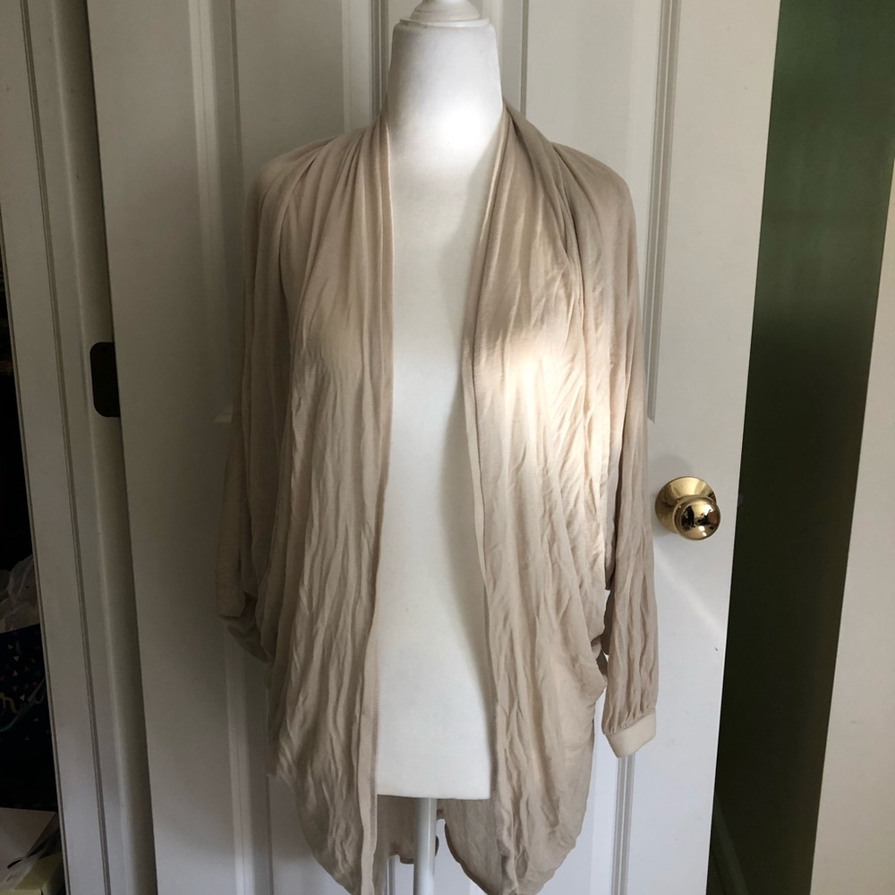 Guess tan cardigan size S